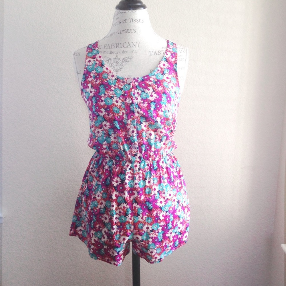 NWOT "Lush" floral romper